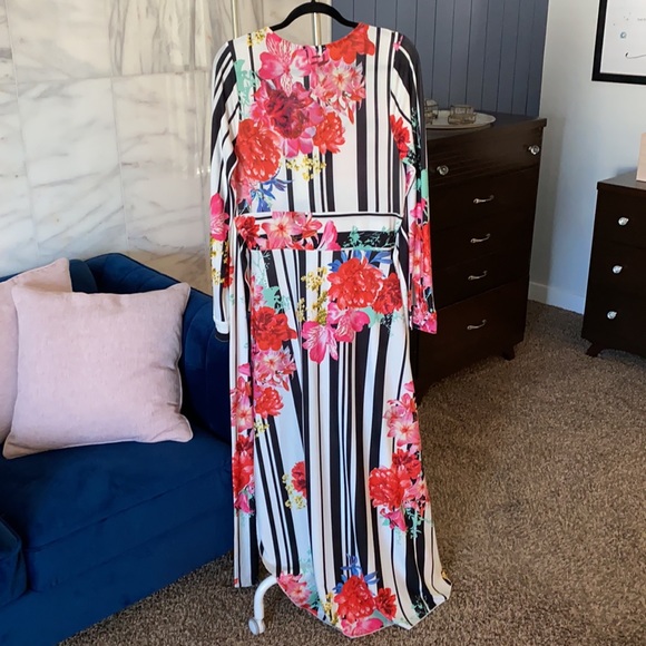 NWOT Venus high low blouse - Picture 5 of 7